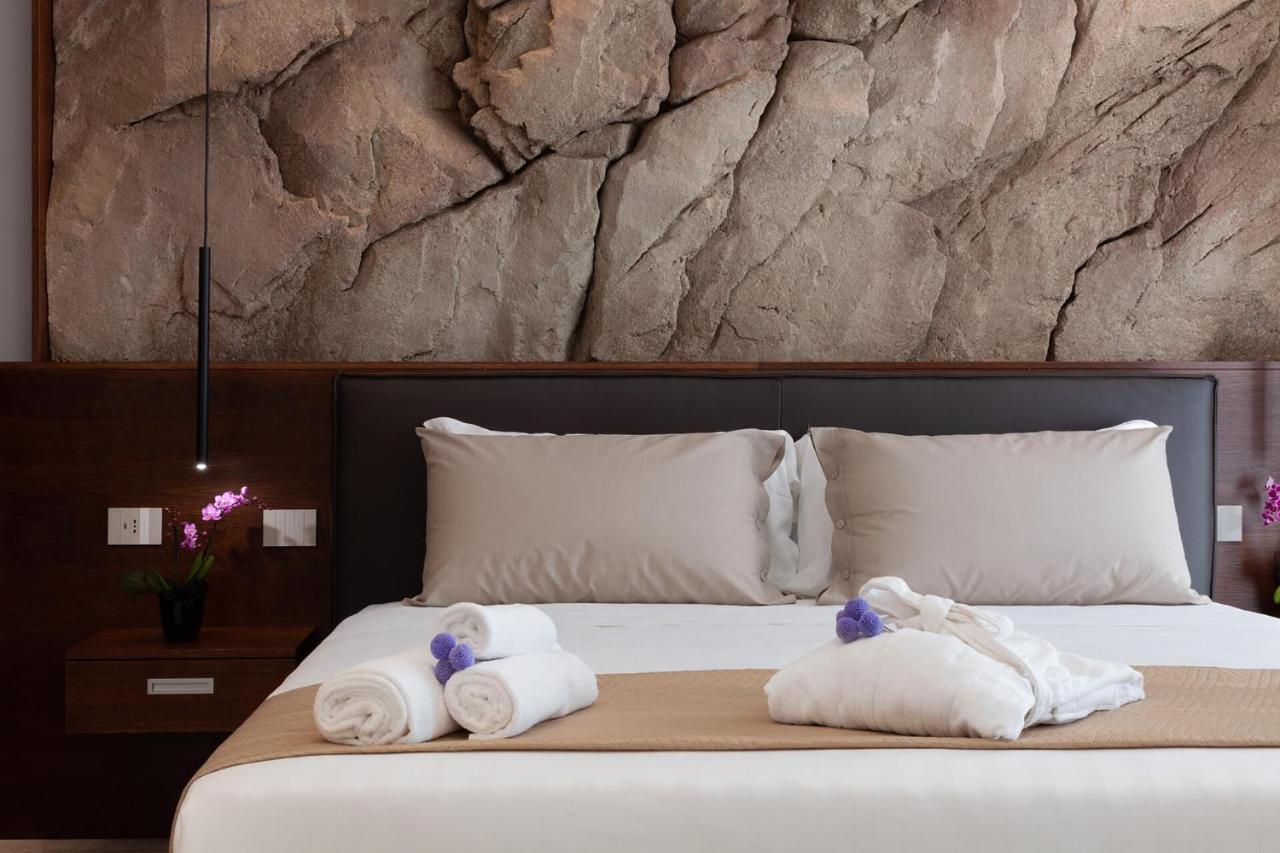 Palazzo Ferrucci Luxury Suites Cagliari Esterno foto