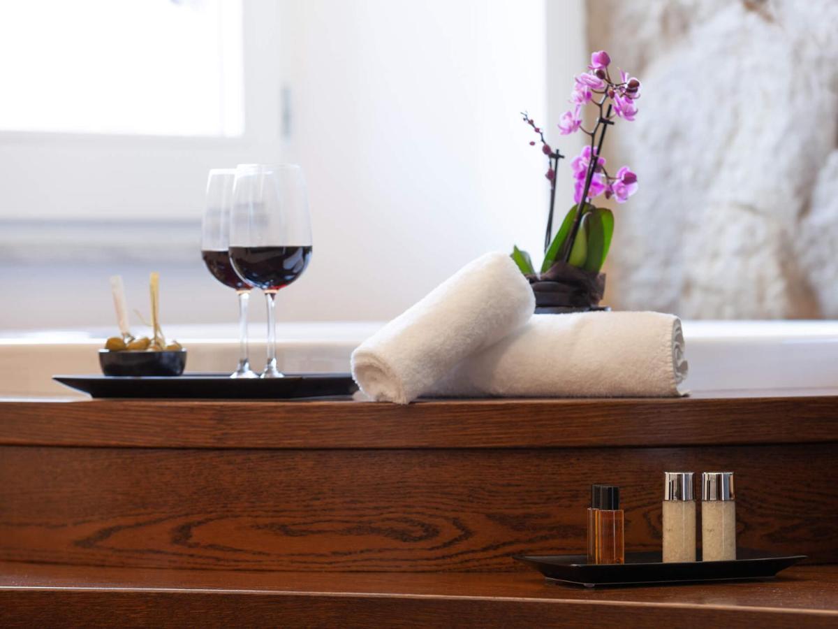 Palazzo Ferrucci Luxury Suites Cagliari Esterno foto