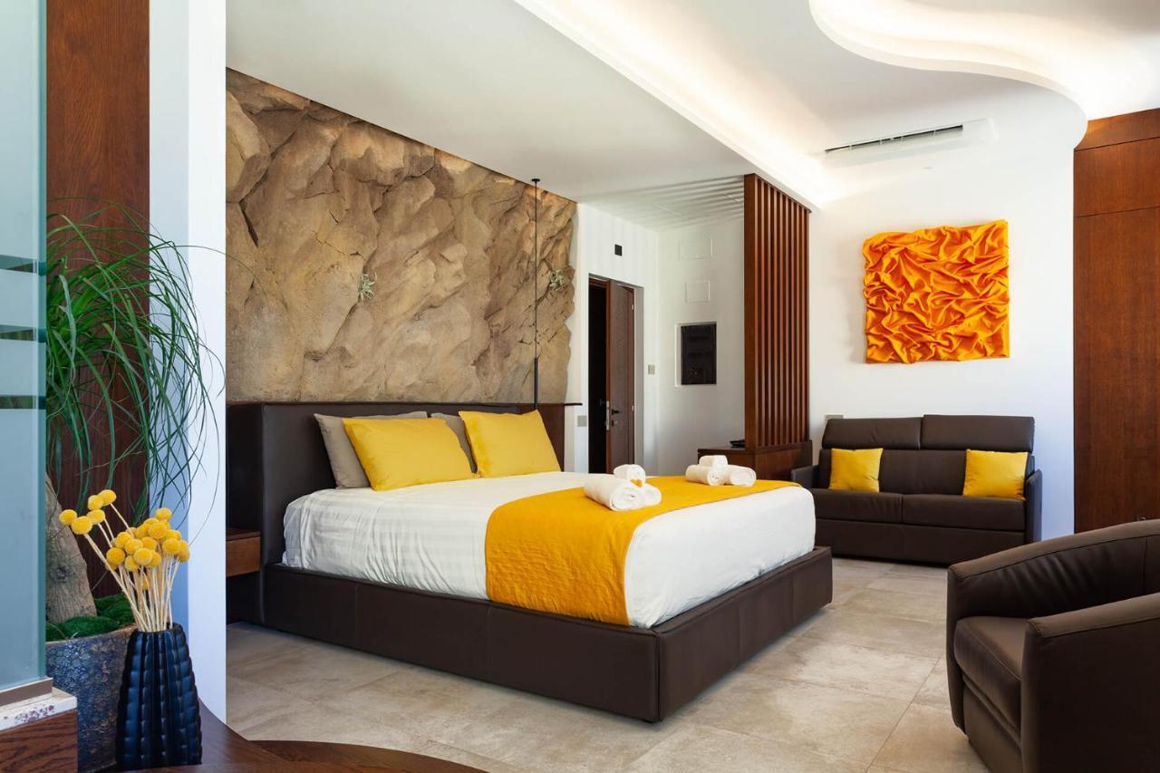 Palazzo Ferrucci Luxury Suites Cagliari Esterno foto