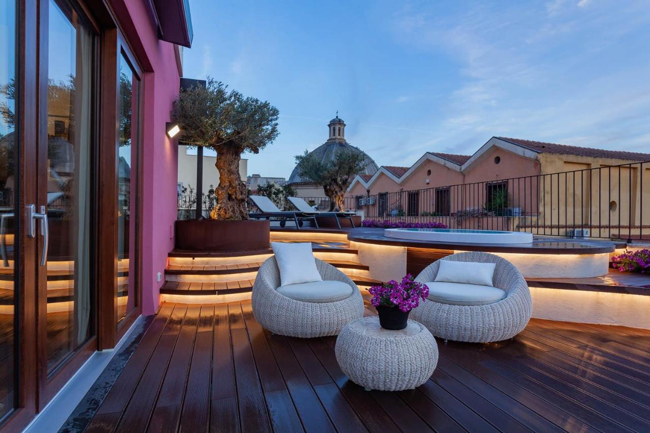 Palazzo Ferrucci Luxury Suites Cagliari Esterno foto