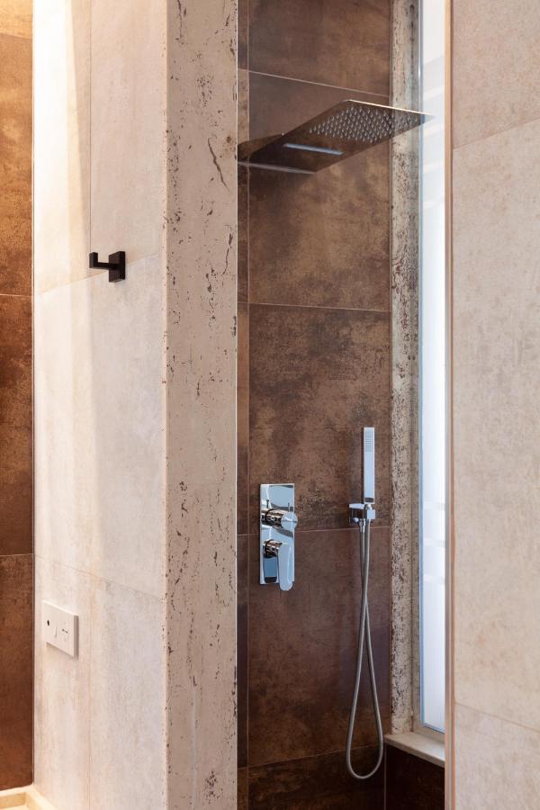 Palazzo Ferrucci Luxury Suites Cagliari Esterno foto